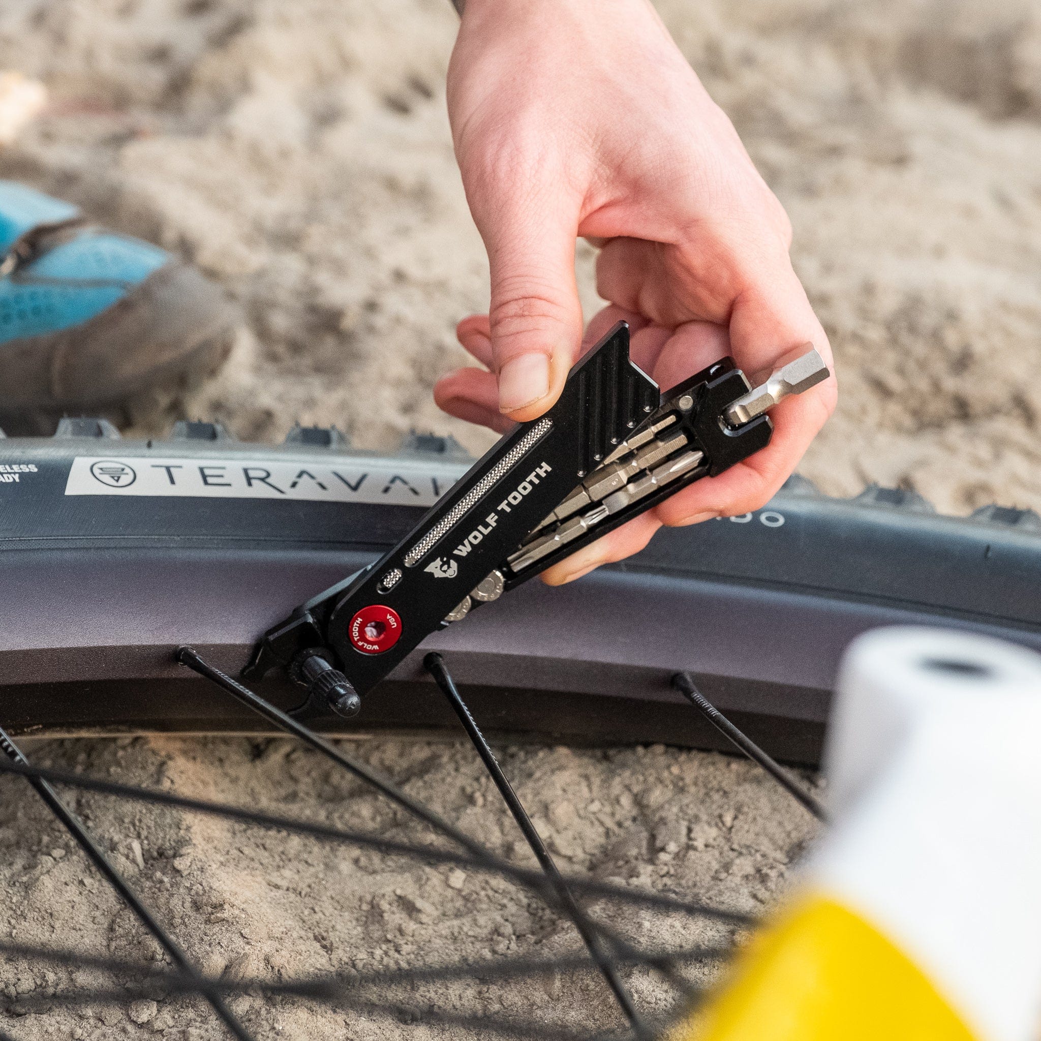 8-Bit Pack Pliers - Image 9