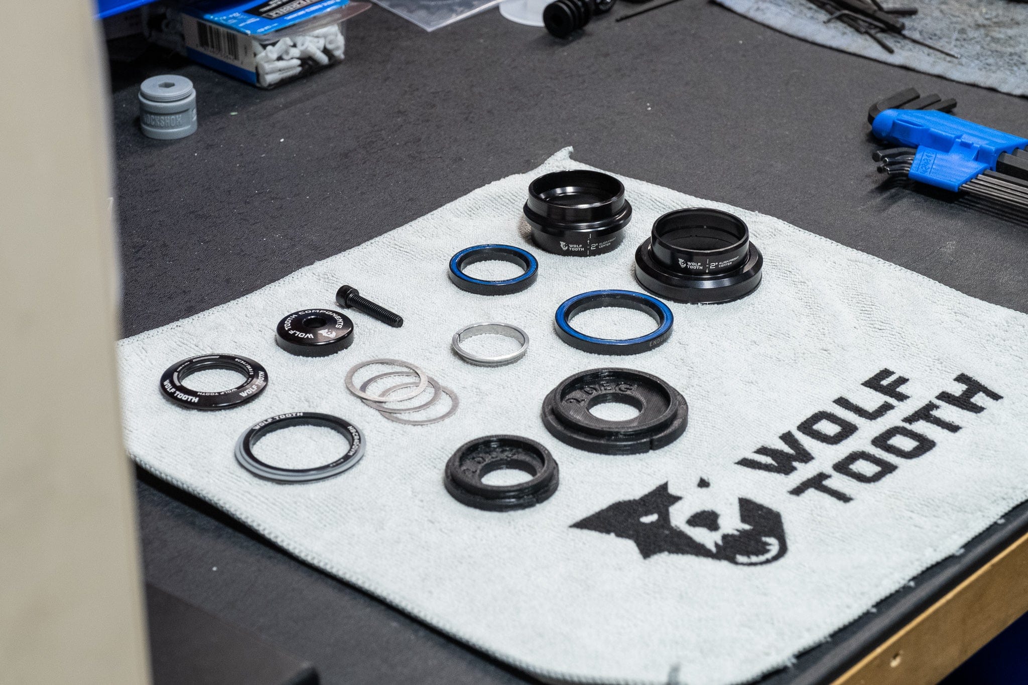 Wolf Tooth 2 Degree GeoShift Performance Angle Headset - Image 8