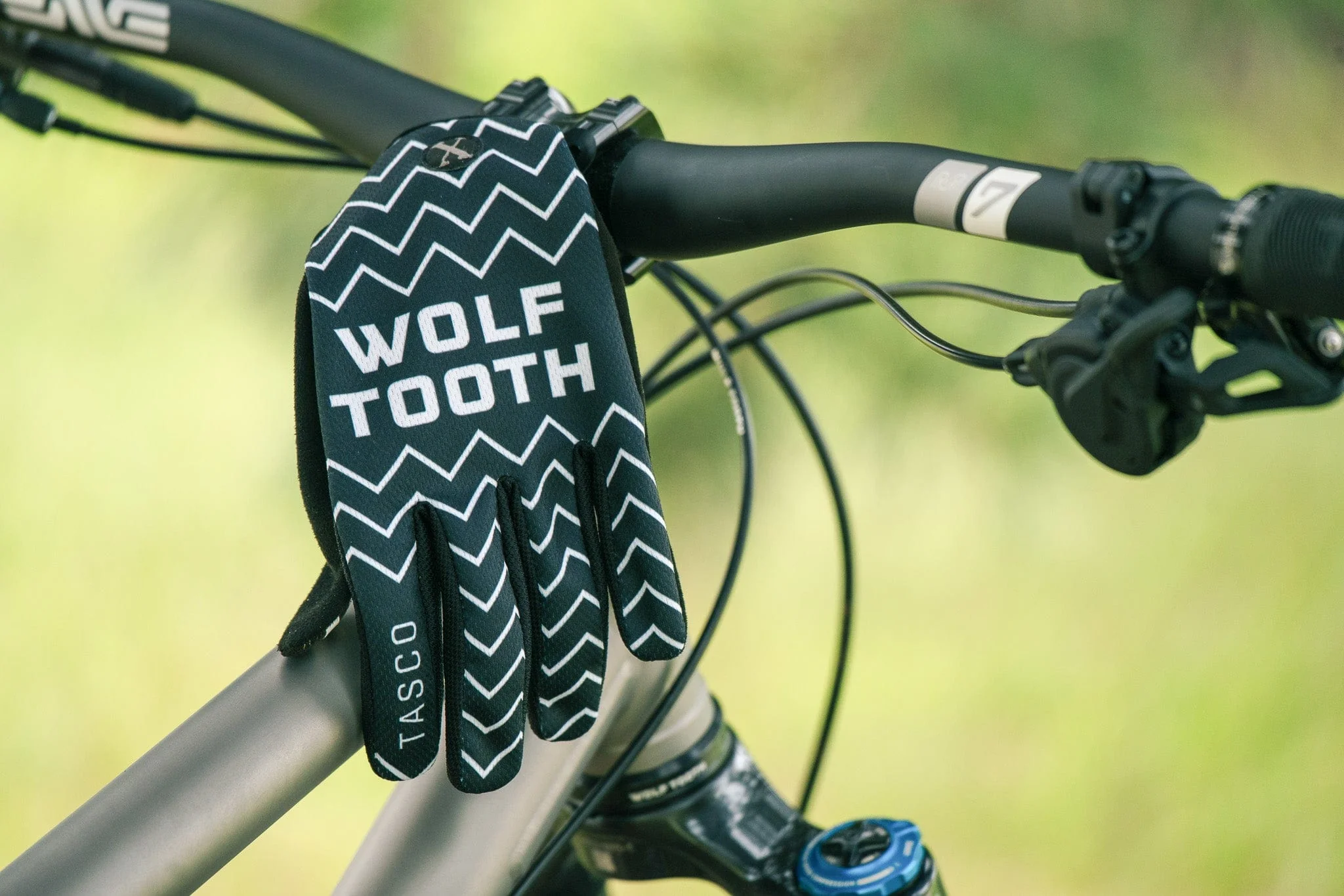 Wolf Tooth X TASCO RidgelineX Gloves - Image 4